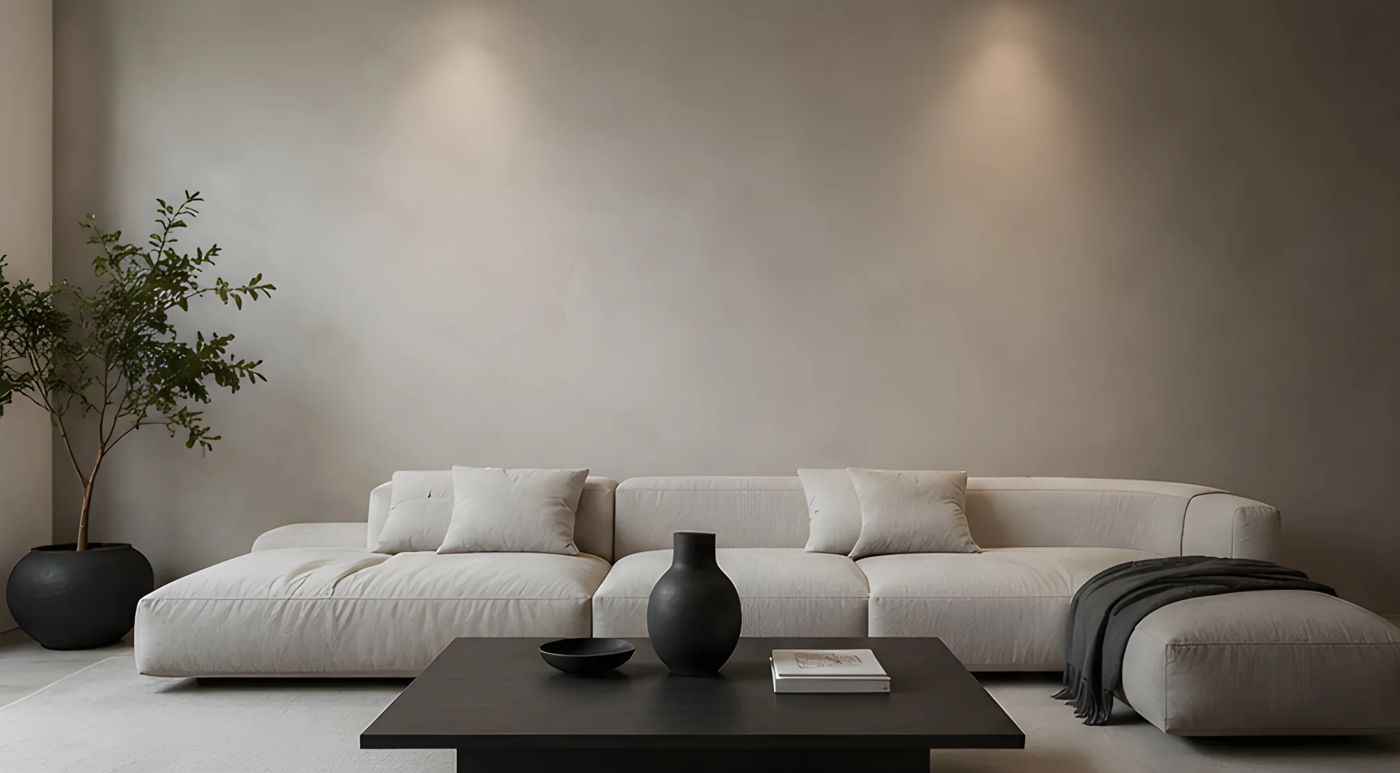 Modernes Wohnzimmer mit Mikrozement Wand und stilvollem Sofa